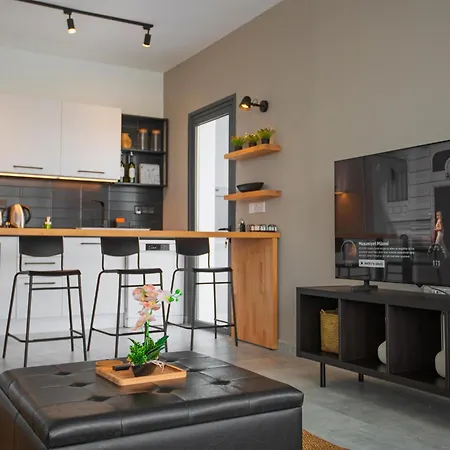 Midas 7 By Holidaykeys Apartman
