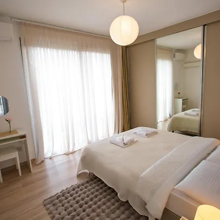 Midas 7 By Holidaykeys Kyrenia (Northern Cyprus)
